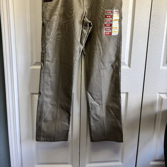Wrangler Men’s Utility Work Pants – Khaki – Size 34x34 – NWT Low Shipping - Picture 2 of 3